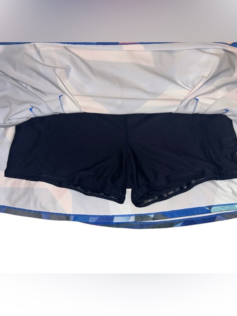Athleta Electric Geo Speed Skort Athleisure Luxe Women’s Small Exercise Work Out - Picture 3 of 6